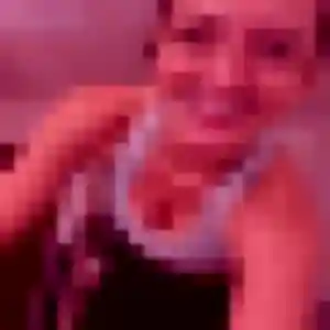 Stella (42 ans) à Vernoil-le-Fourrier cherche un plan cul ce soir