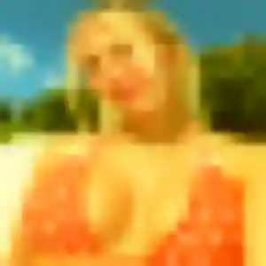 Profil de Oumou à Vieux-Boucau-les-Bains (24 ans) - plan cul anonyme