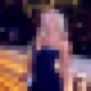 Sarjo, 35 ans, connectée à Village-Neuf pour une rencontre coquine