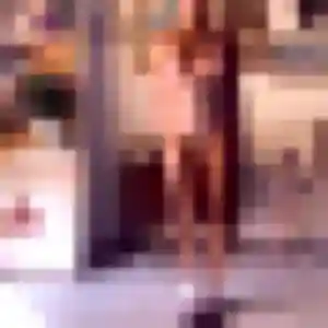 Contacte Bintou, 42 ans à Villebarou en privé
