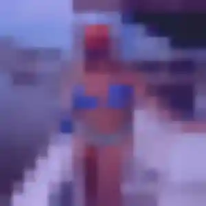 Photo de Lucinda à Villebarou (29 ans) - plan cul gratuit