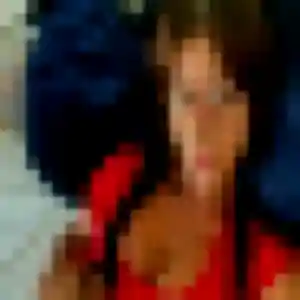 Latifa, femme de 23 ans propose plan cul à Villers-au-Bois