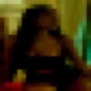 Zaïna, 39 ans, en ligne à Villers-Bocage pour un plan cul