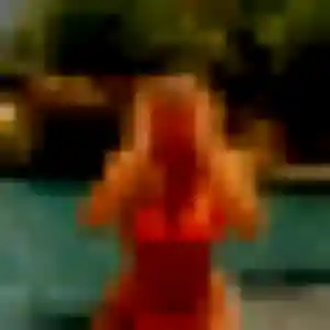 Photo de Evelyne à Villevieux (24 ans) - plan cul discret
