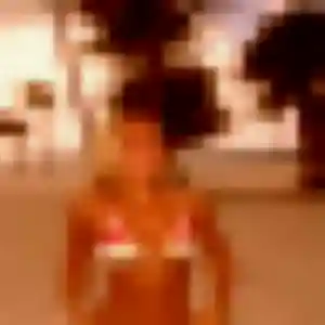 Shanna de Vinneuf, 22 ans - plan cul sans prise de tête