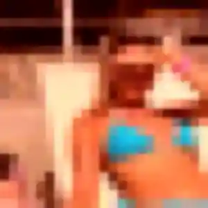 Photo sexy de Oluchi, 25 ans à Violay - rencontre coquine