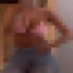 Photo sexy de Constance, 29 ans à Voisins-le-Bretonneux - rencontre sans lendemain