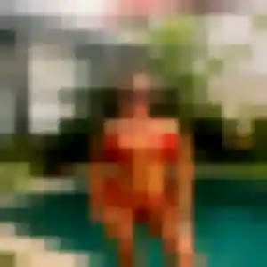 Awa, femme de 24 ans propose plan cul à Walbach