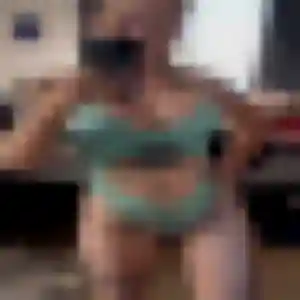 Sexy Farida, 41 ans à Wavrans-sur-l'Aa - voir sa photo