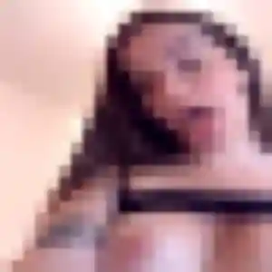 plan cul à Wittersdorf : profil de Njeri, 22 ans - sans engagement