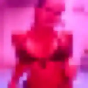 Dieynaba, 24 ans, veut un plan cul à Xonrupt-Longemer