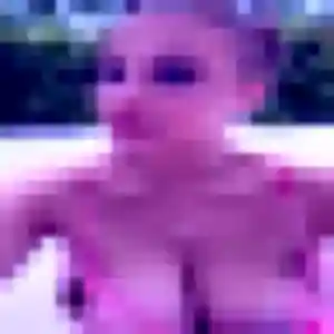 Shanna, 27 ans, connectée à Ygrande pour une rencontre coquine