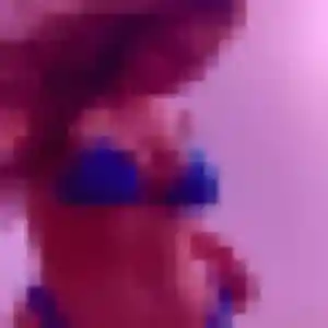 Photo de Claudine à Zudausques (23 ans) - plan cul discret